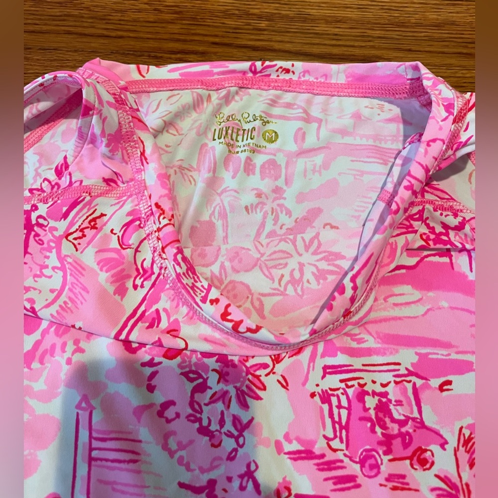 Lilly Pulitzer Pink Floral athletic skort and shirt - Picture 5 of 10